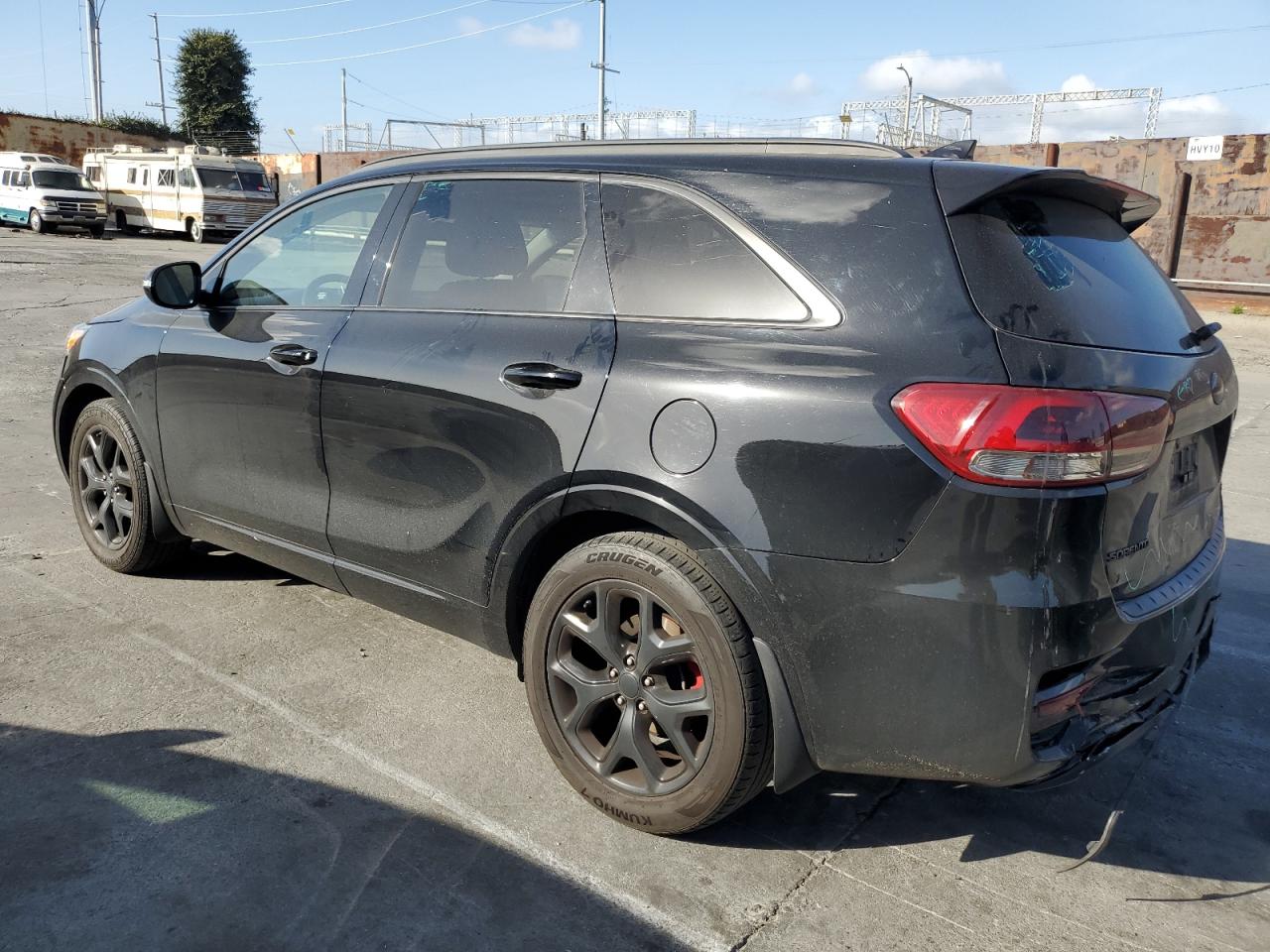 2016 Kia Sorento - Image 2