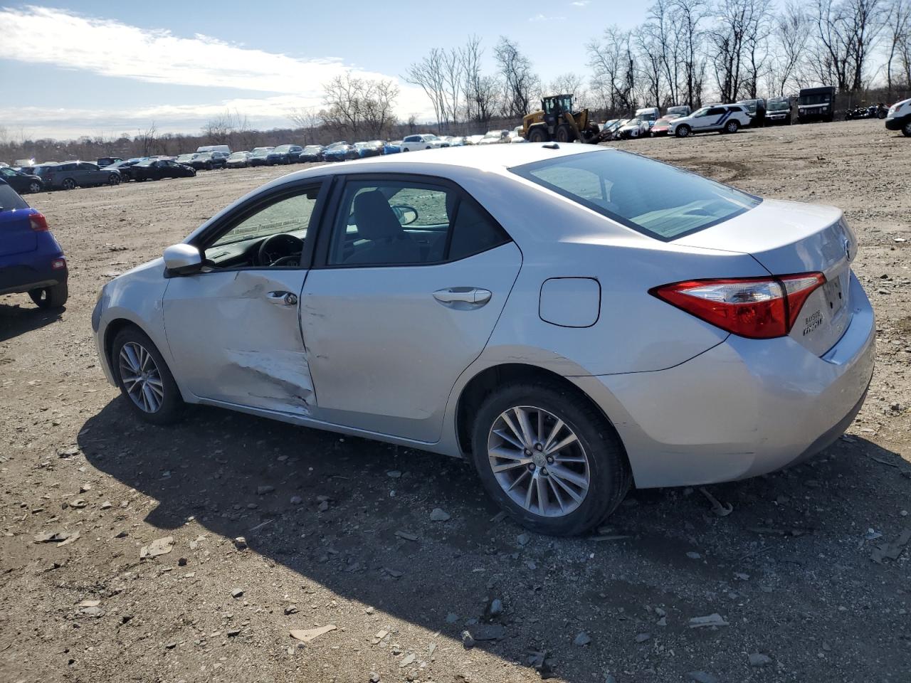 2015 Toyota Corolla - Image 2