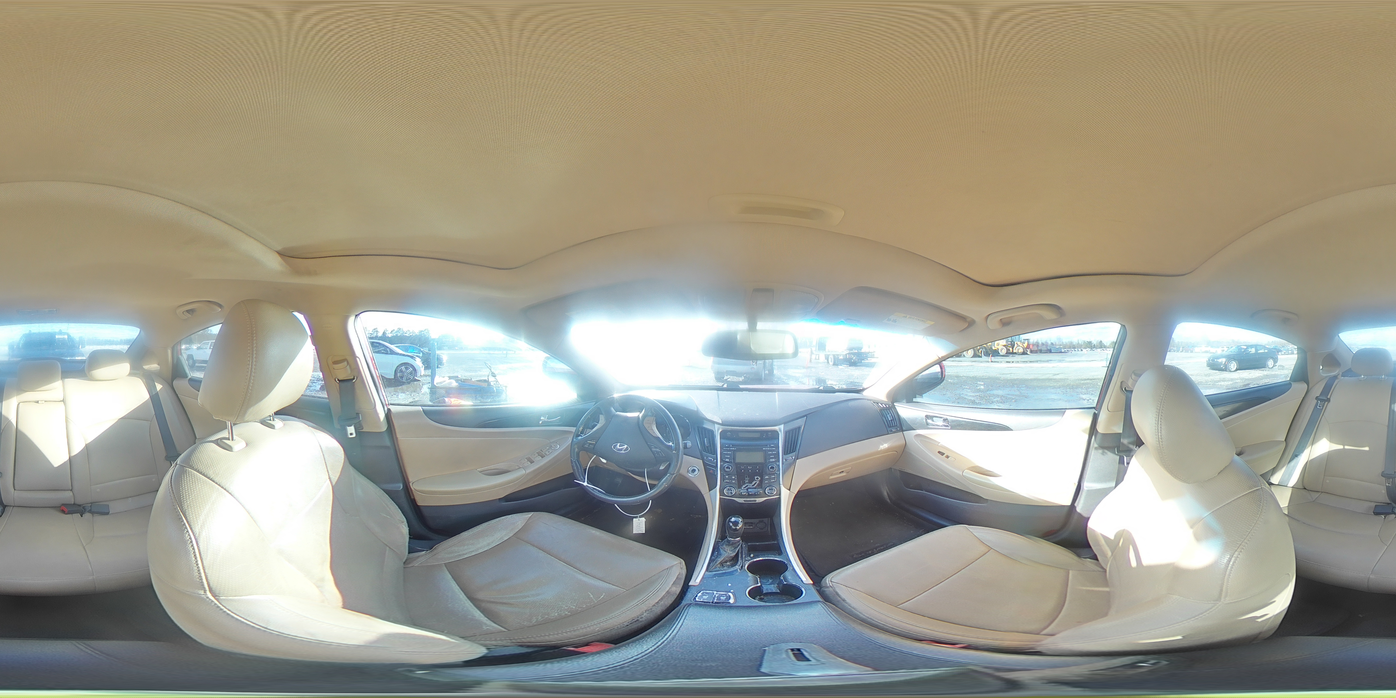 2013 Hyundai Sonata - Image 13