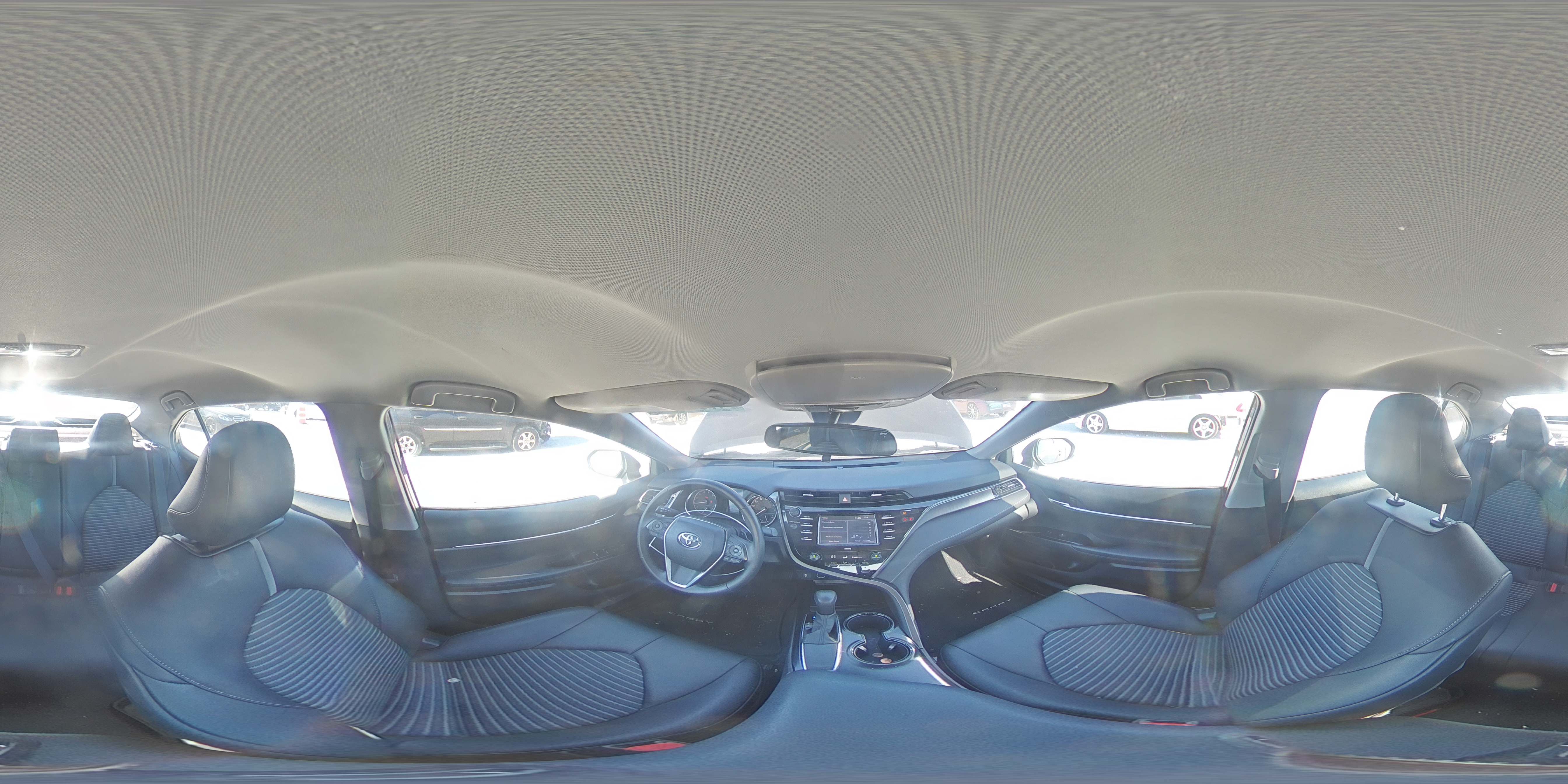2020 Toyota Camry - Image 13