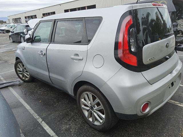  KIA SOUL 2018 Silver
