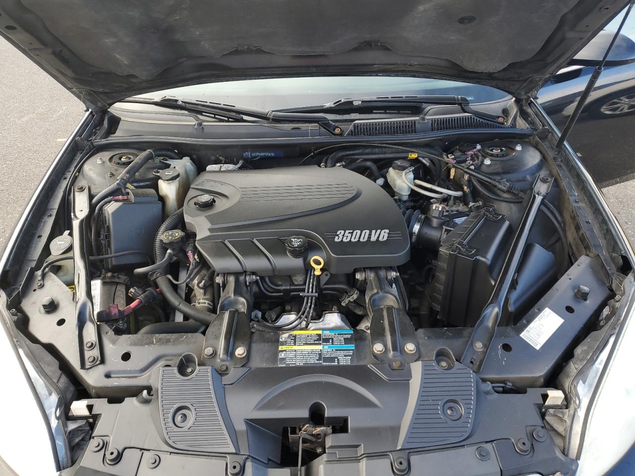 2009 Chevrolet Impala - Image 11