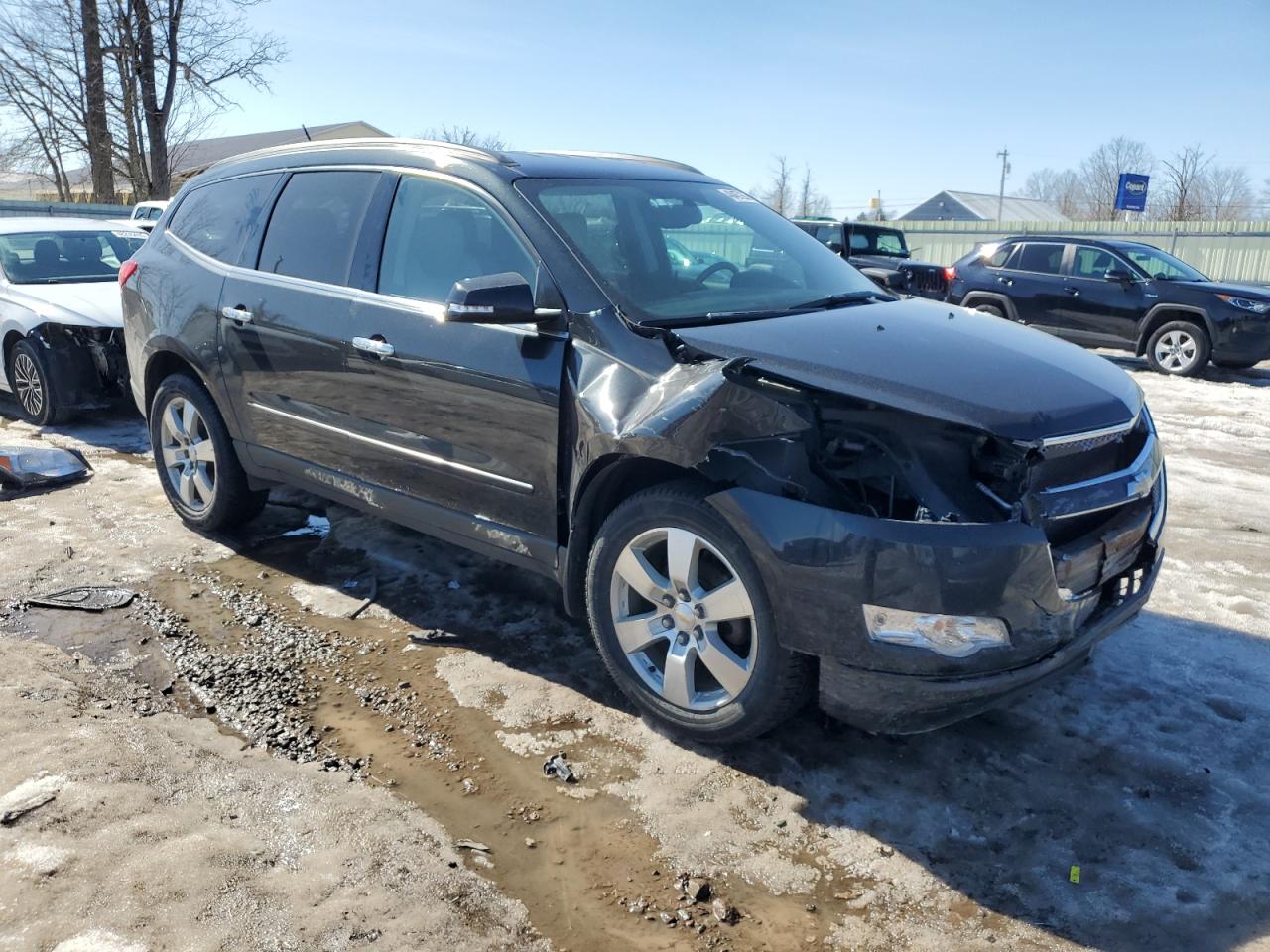 2011 Chevrolet Traverse - Image 4