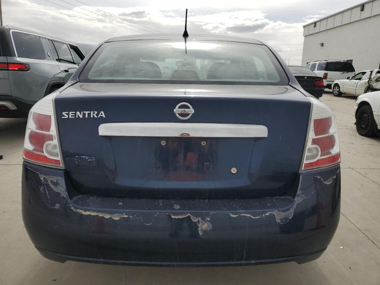 2010 Nissan Sentra - Image 6