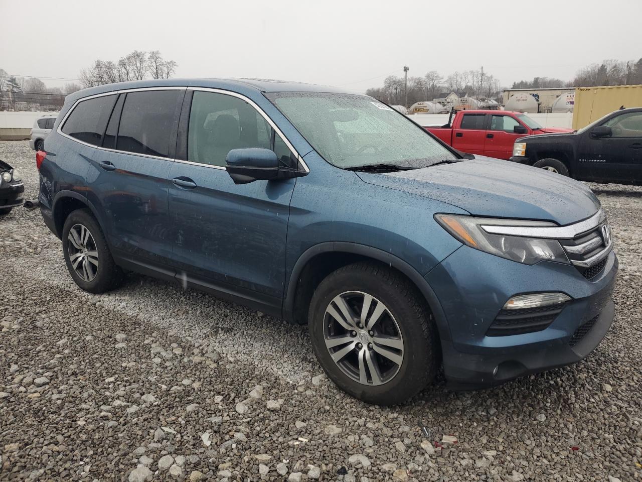 2017 Honda Pilot - Image 4