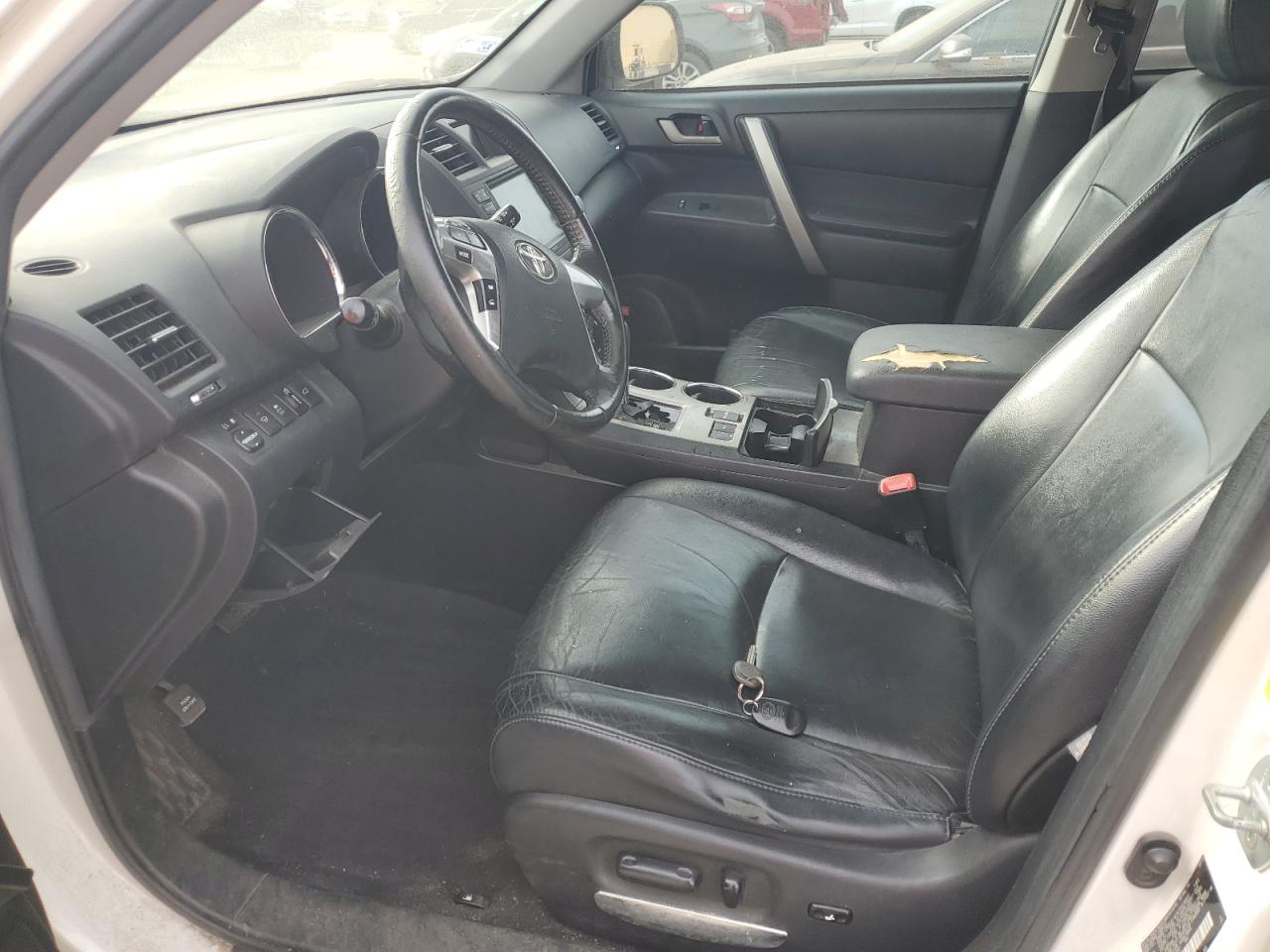 2011 Toyota Highlander - Image 7