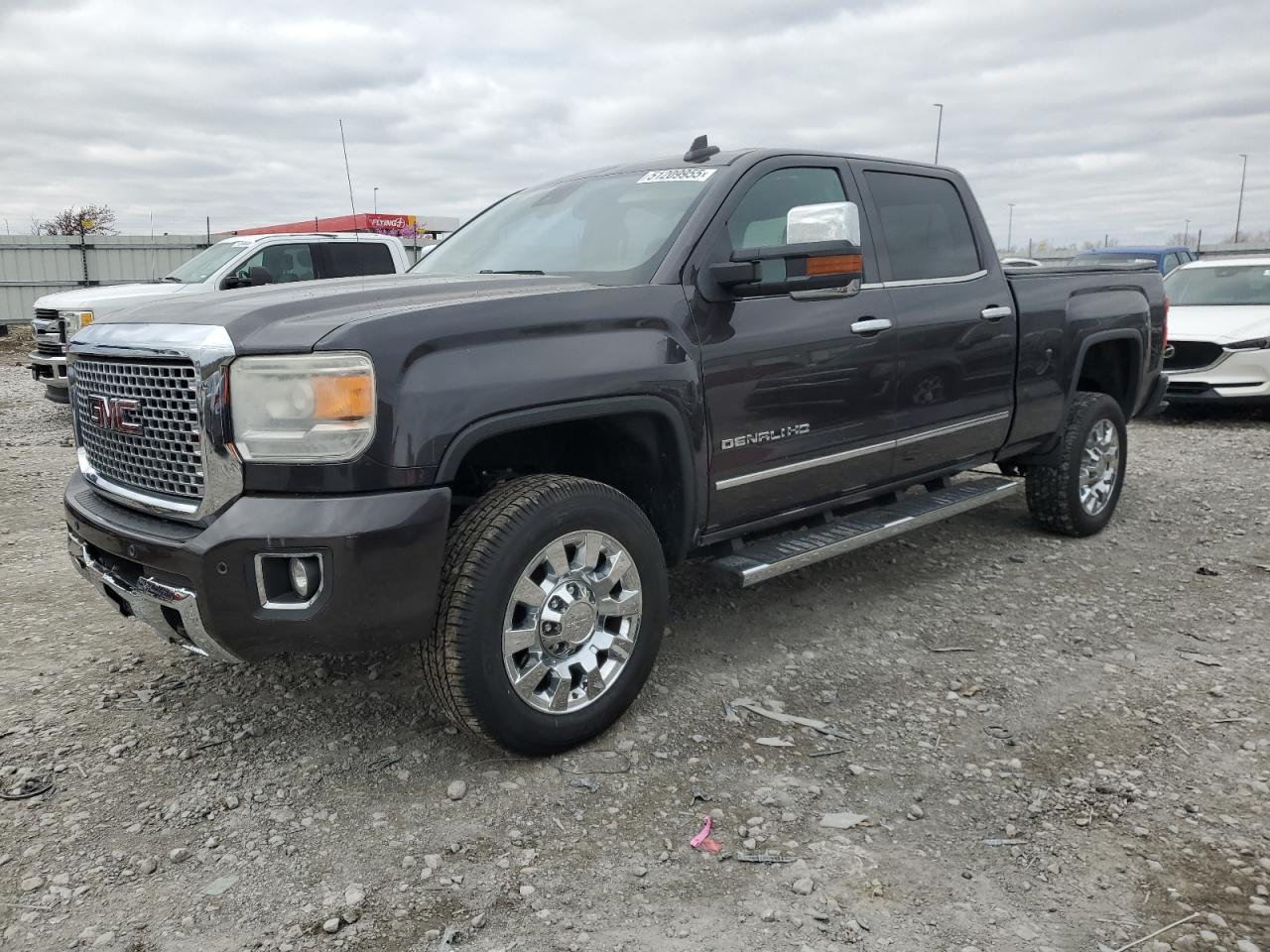 Cahokia Heights, IL에서 판매 중인 2015 Gmc Sierra K2500 Denali - Front End