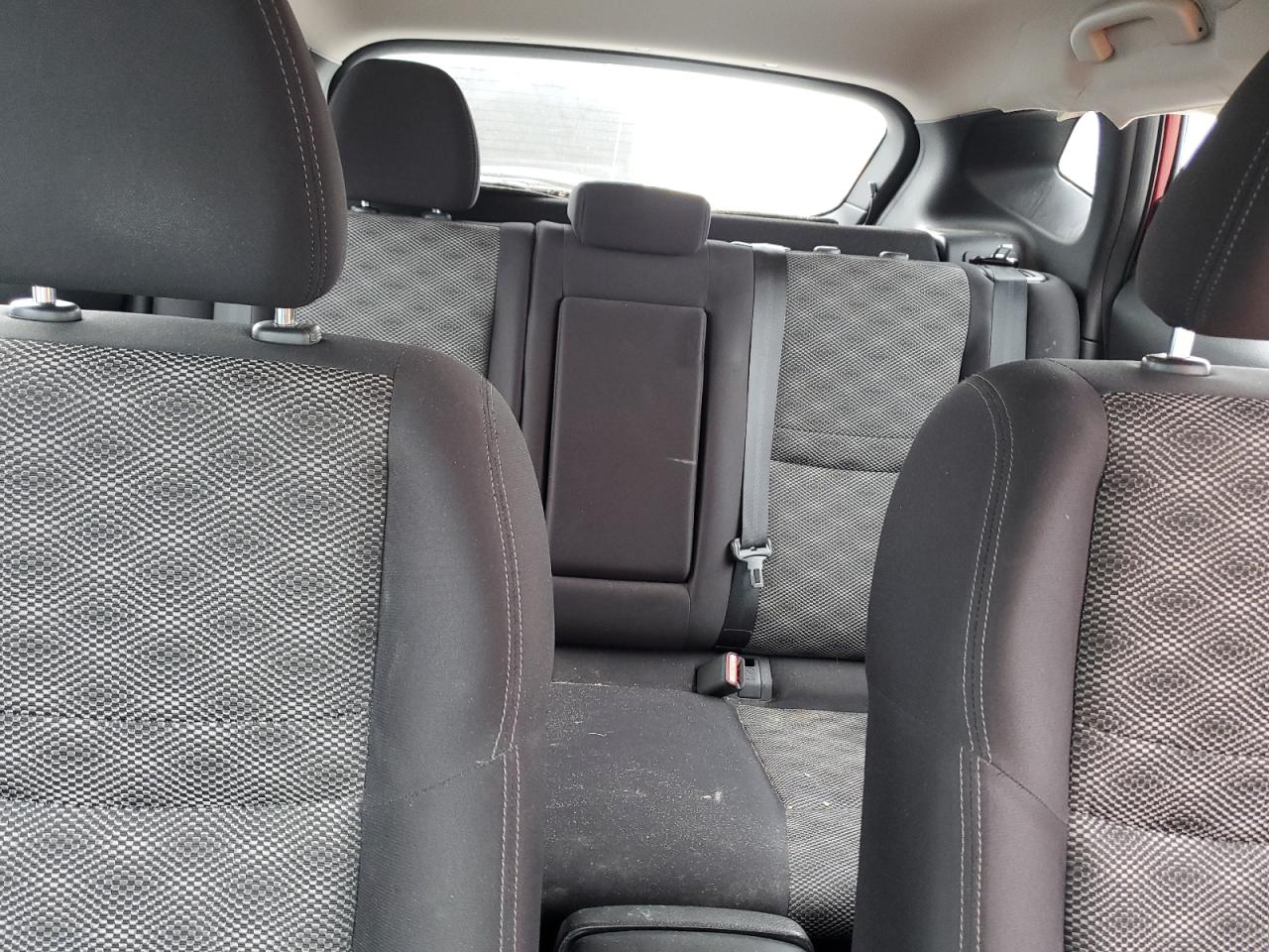 2021 Nissan Rogue - Image 10
