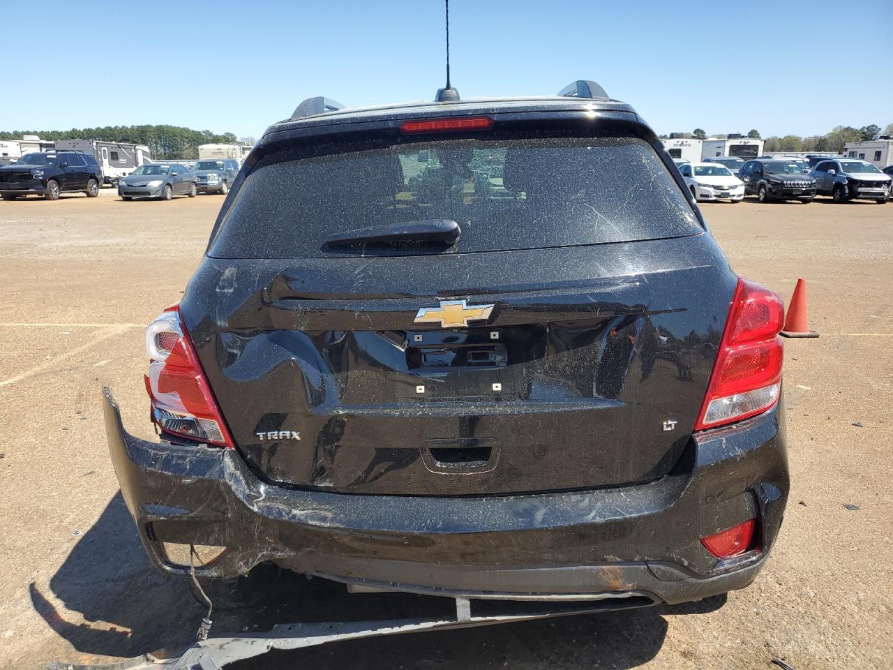 3GNCJLSB4KL156680 CHEVROLET TRAX 2019