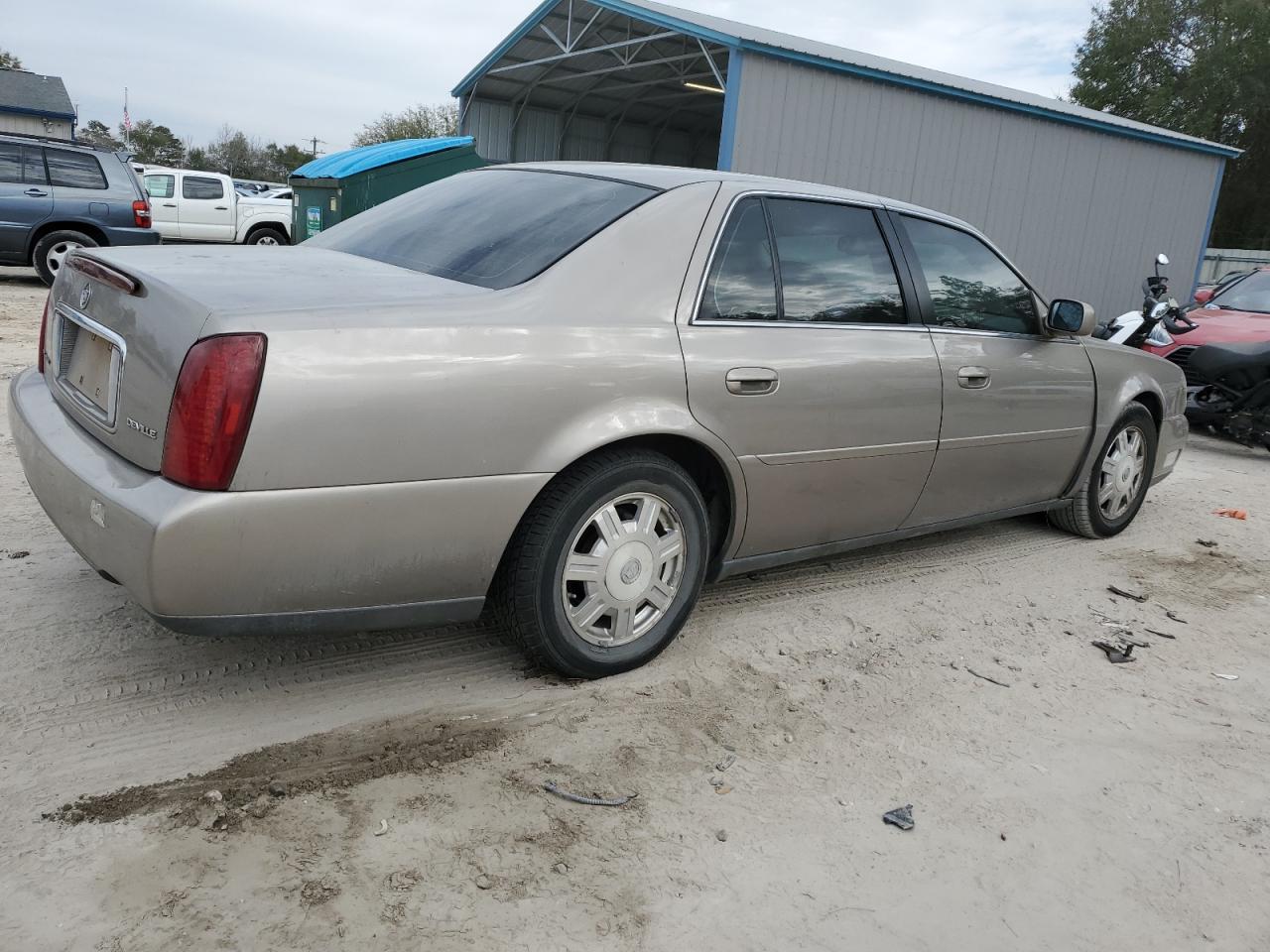 2003 Cadillac De Ville - Image 3