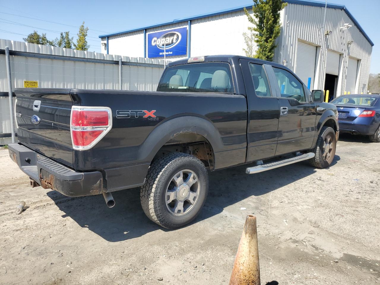 2010 Ford F-150 - Image 3