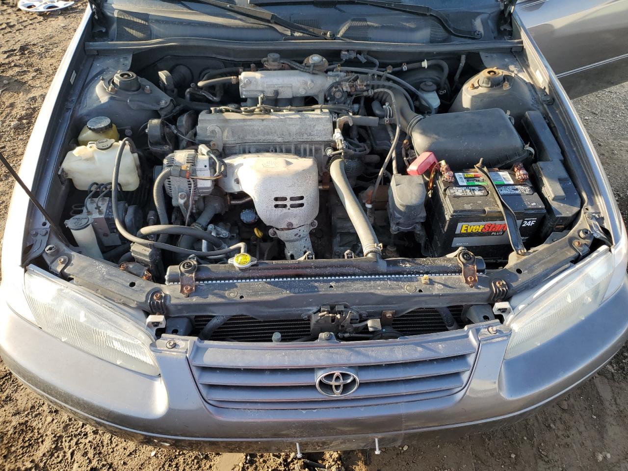1998 Toyota Camry - Image 11