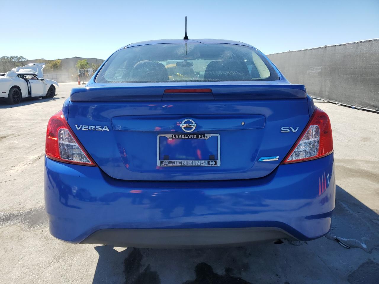 2015 Nissan Versa - Image 6