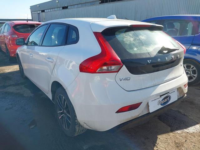 2016 VOLVO V40 MOMENT