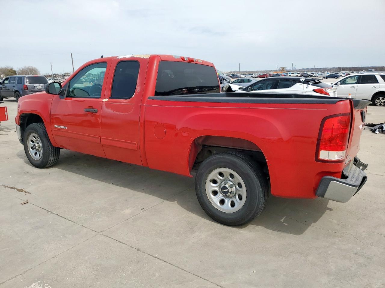 2011 GMC Sierra - Image 2