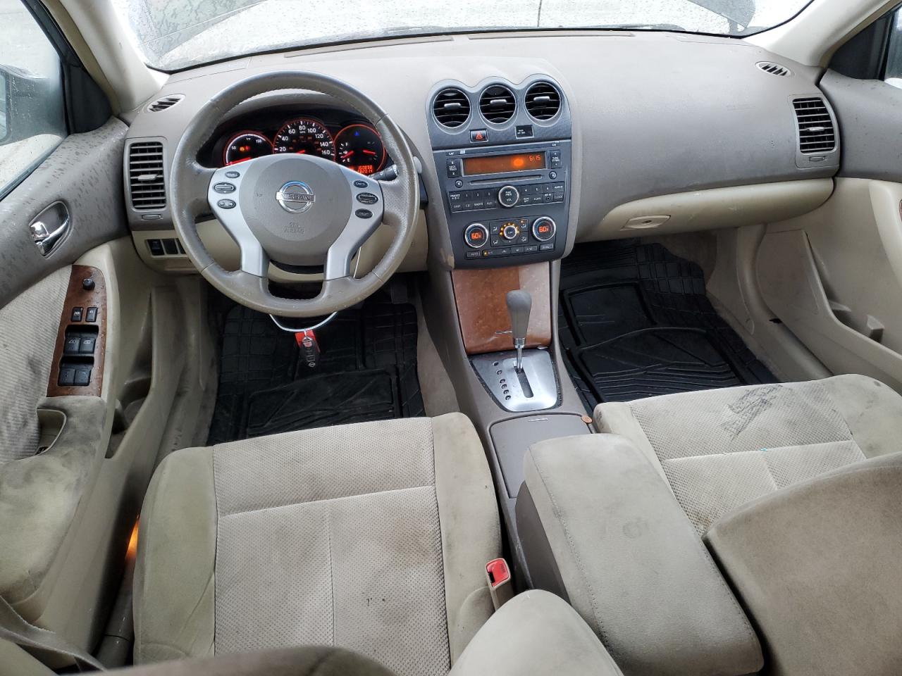 2009 Nissan Altima - Image 8