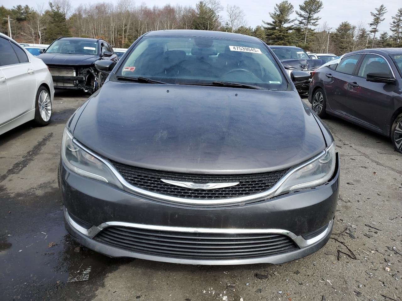 2016 Chrysler 200 - Image 5