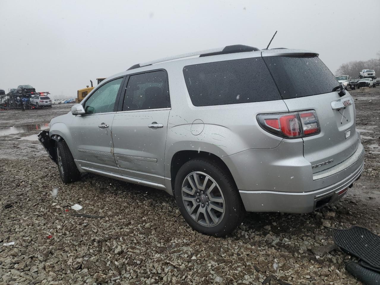 2014 GMC Acadia - Image 2