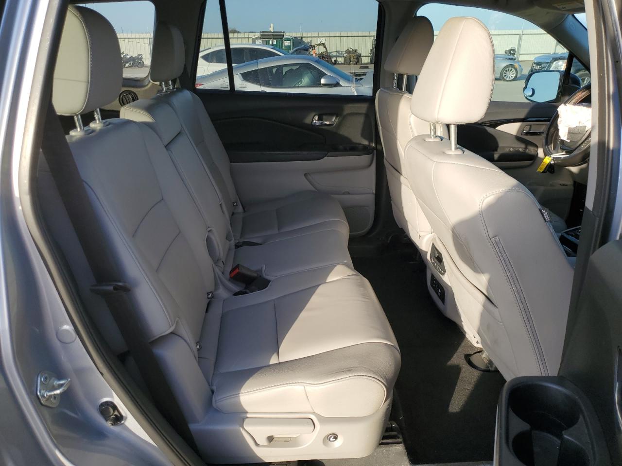 5FNYF5H97JB025787 HONDA PILOT 2018