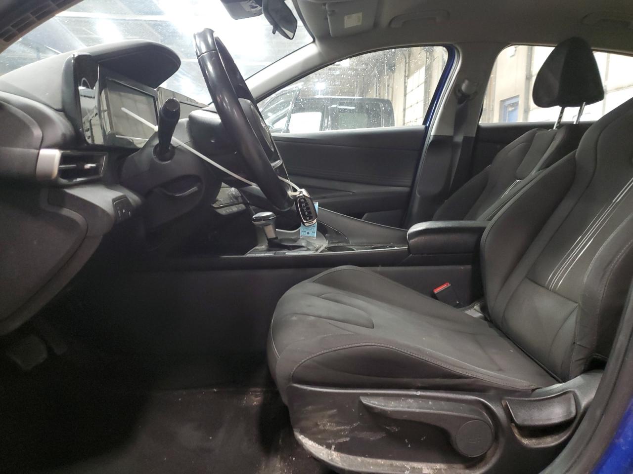 2021 Hyundai Elantra - Image 7