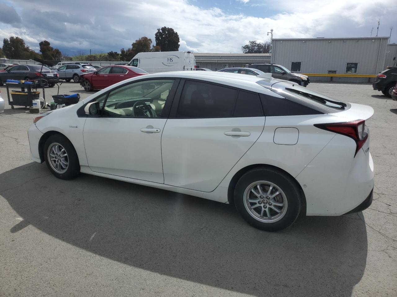 2019 Toyota Prius - Image 2