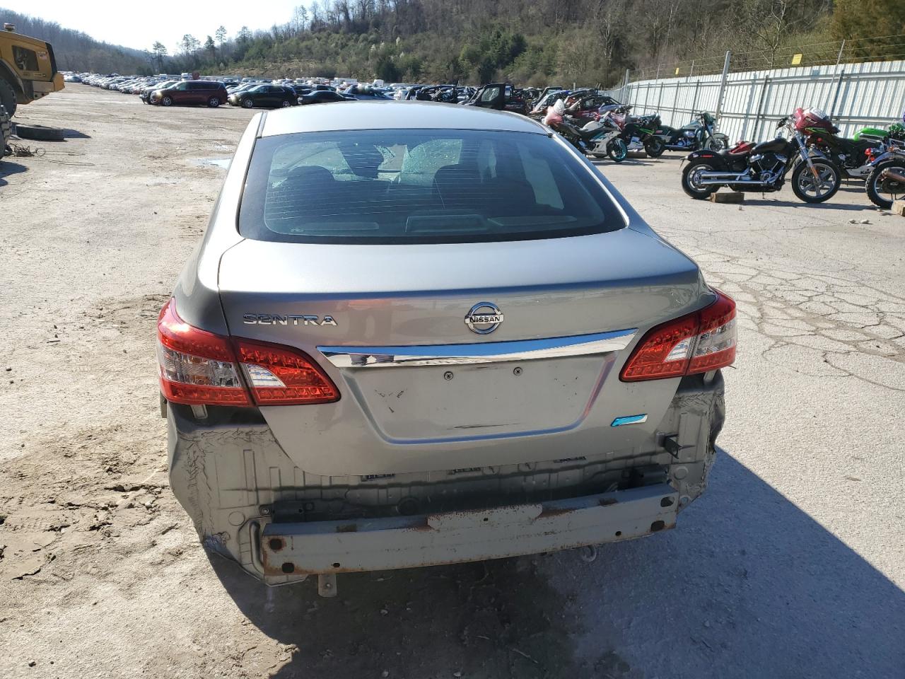 2013 Nissan Sentra - Image 6
