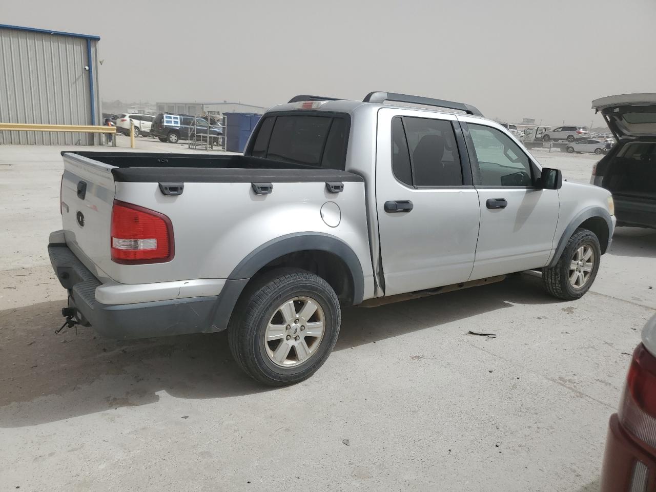 2010 Ford Explorer - Image 3