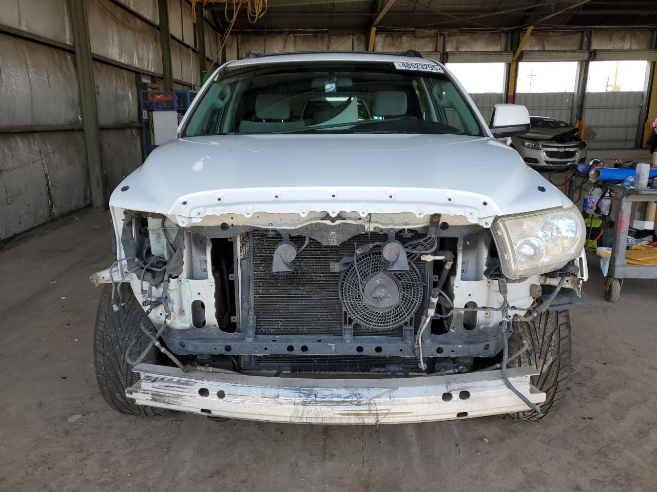 2013 Toyota Sequoia - Image 5