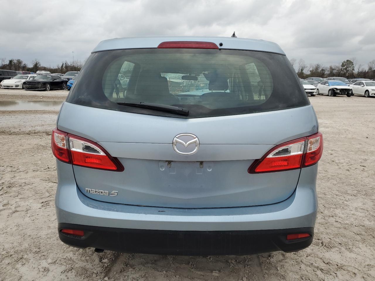 2012 Mazda 5 - Image 6