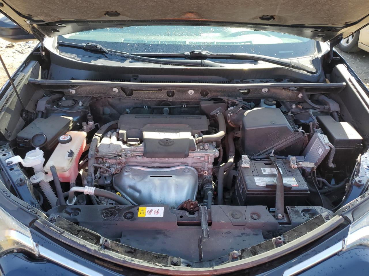 2017 Toyota RAV 4 - Image 12