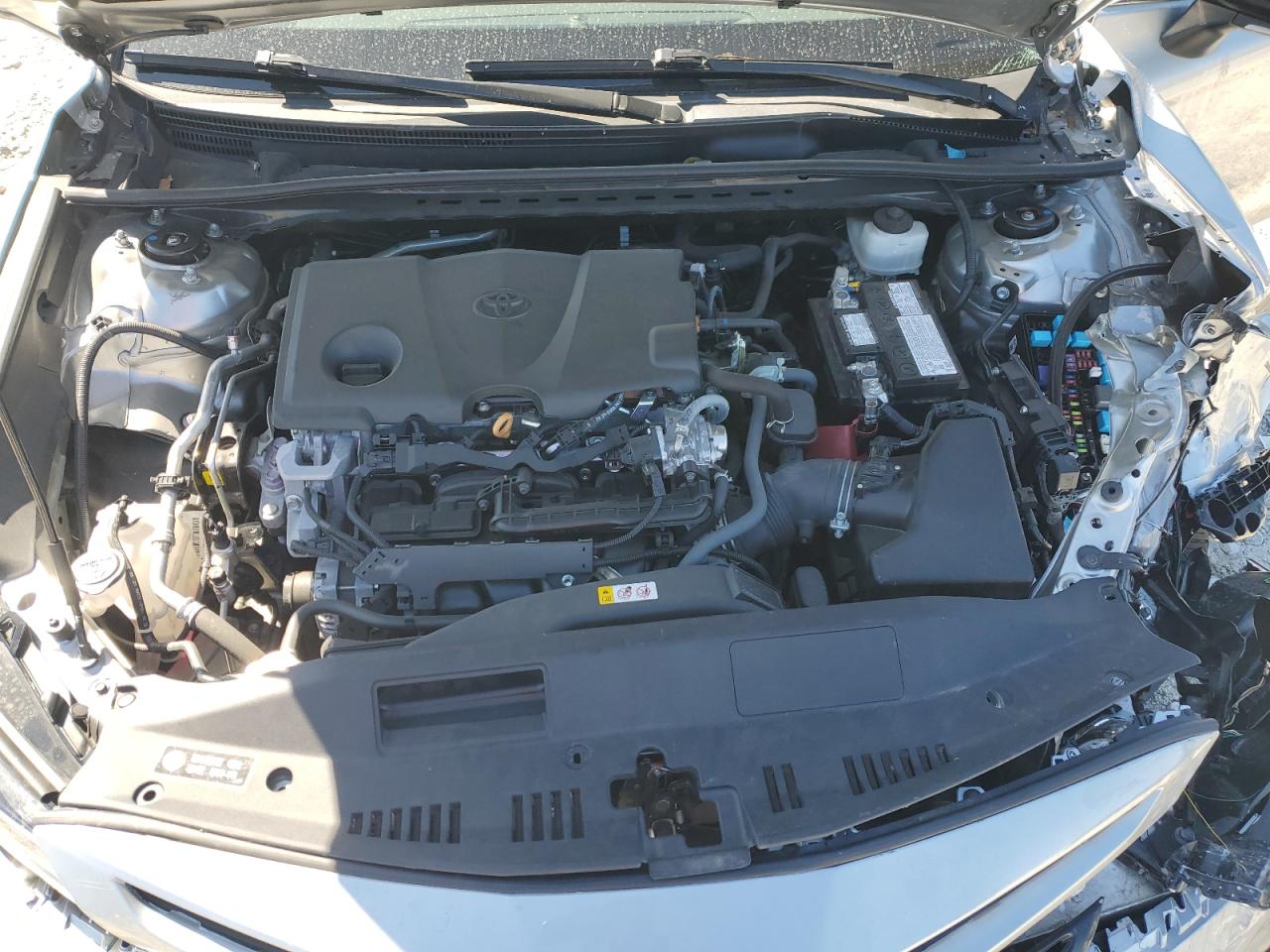 2022 Toyota Camry - Image 11