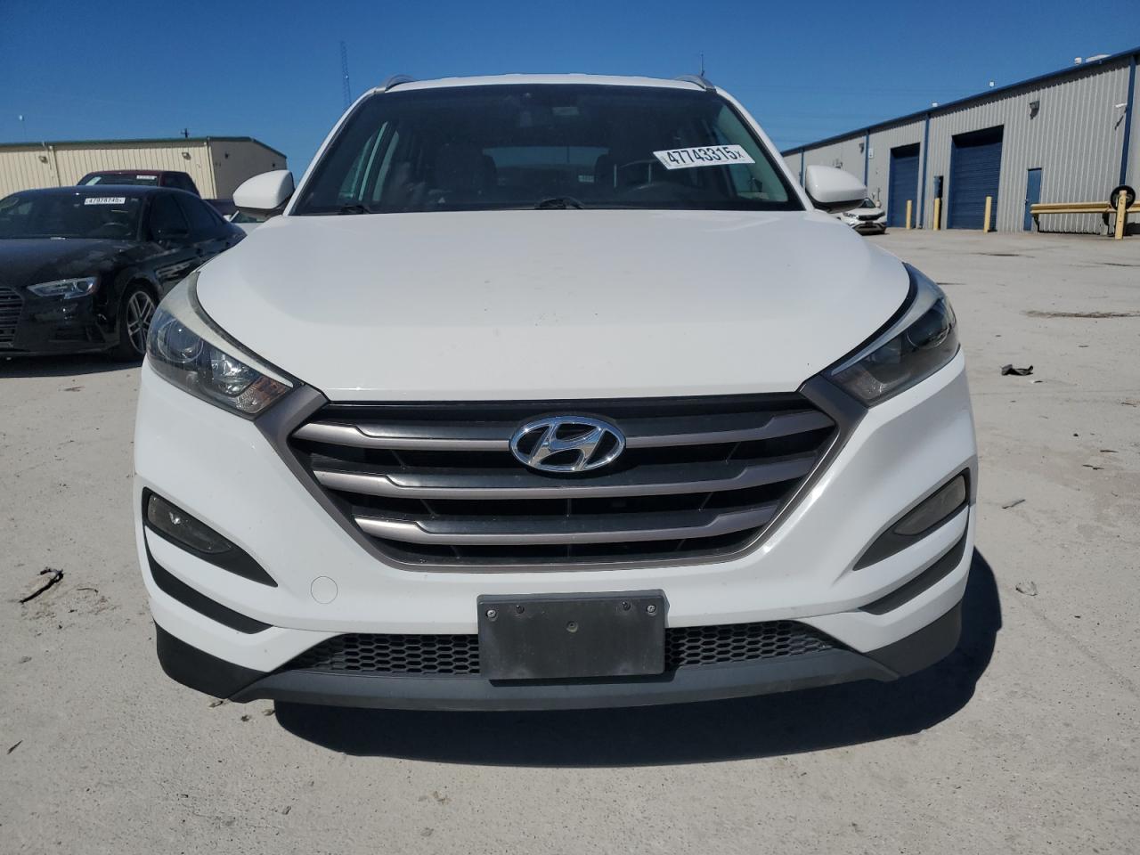 2016 Hyundai Tucson - Image 5