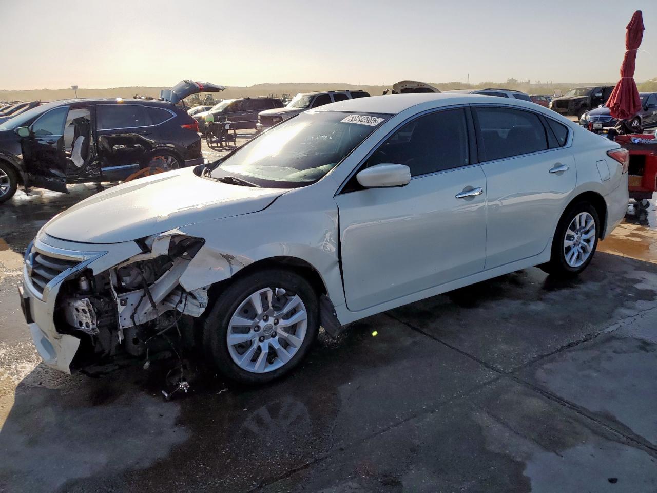 2014 Nissan Altima 2.5 for Sale in Grand Prairie, TX - Front End