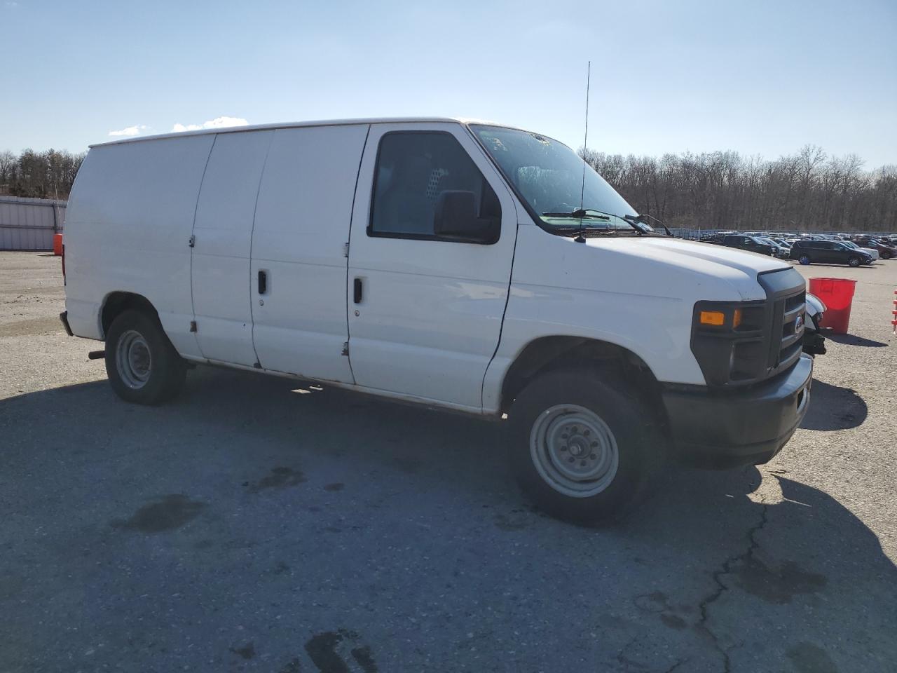 2013 Ford Econoline - Image 4