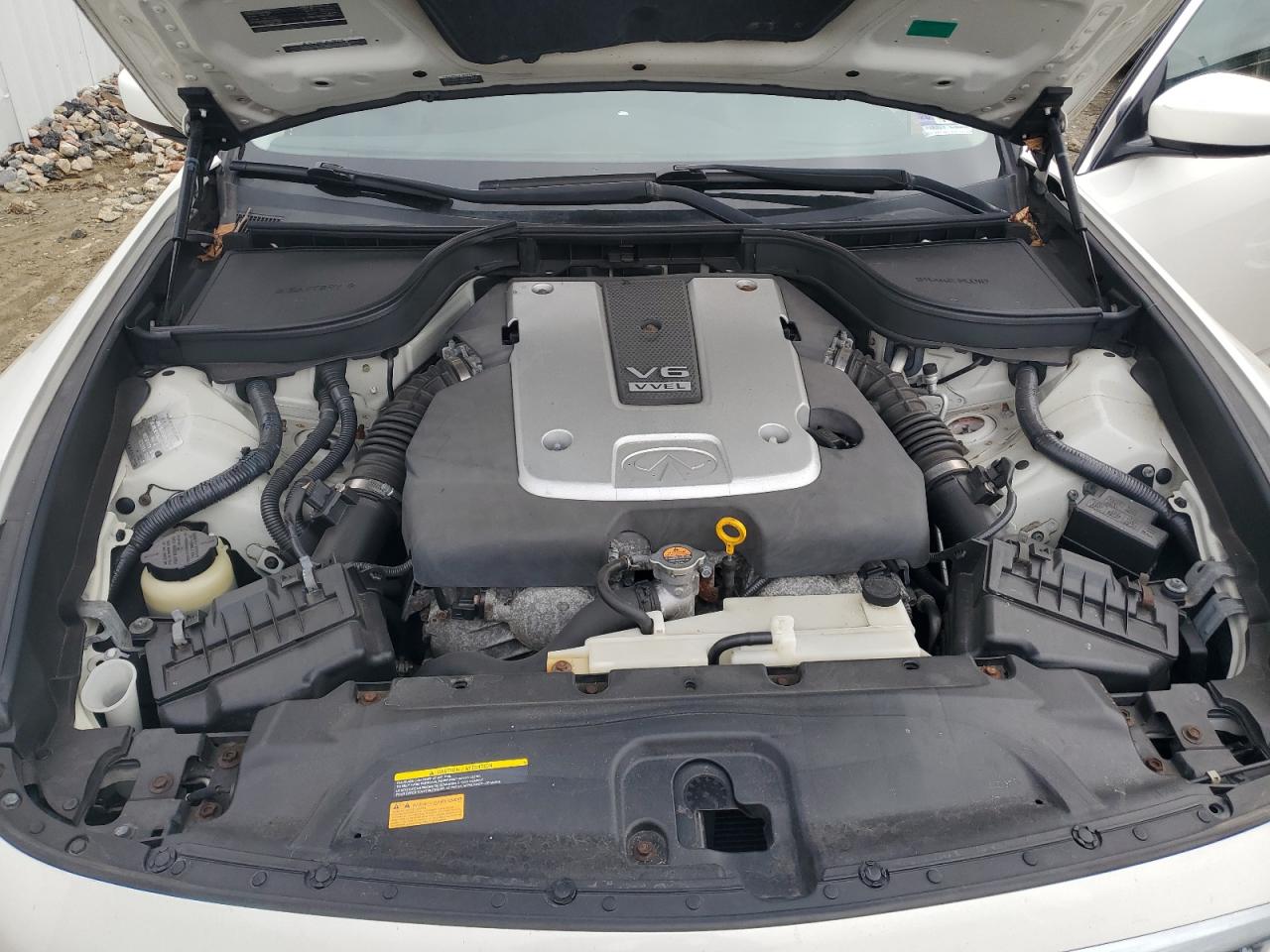 2011 Infiniti G - Image 11