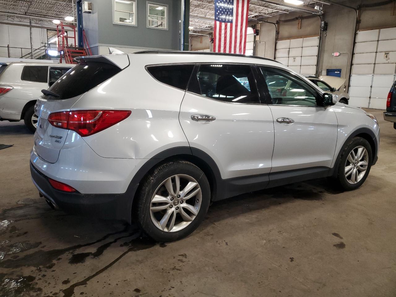 2014 Hyundai Santa Fe - Image 3