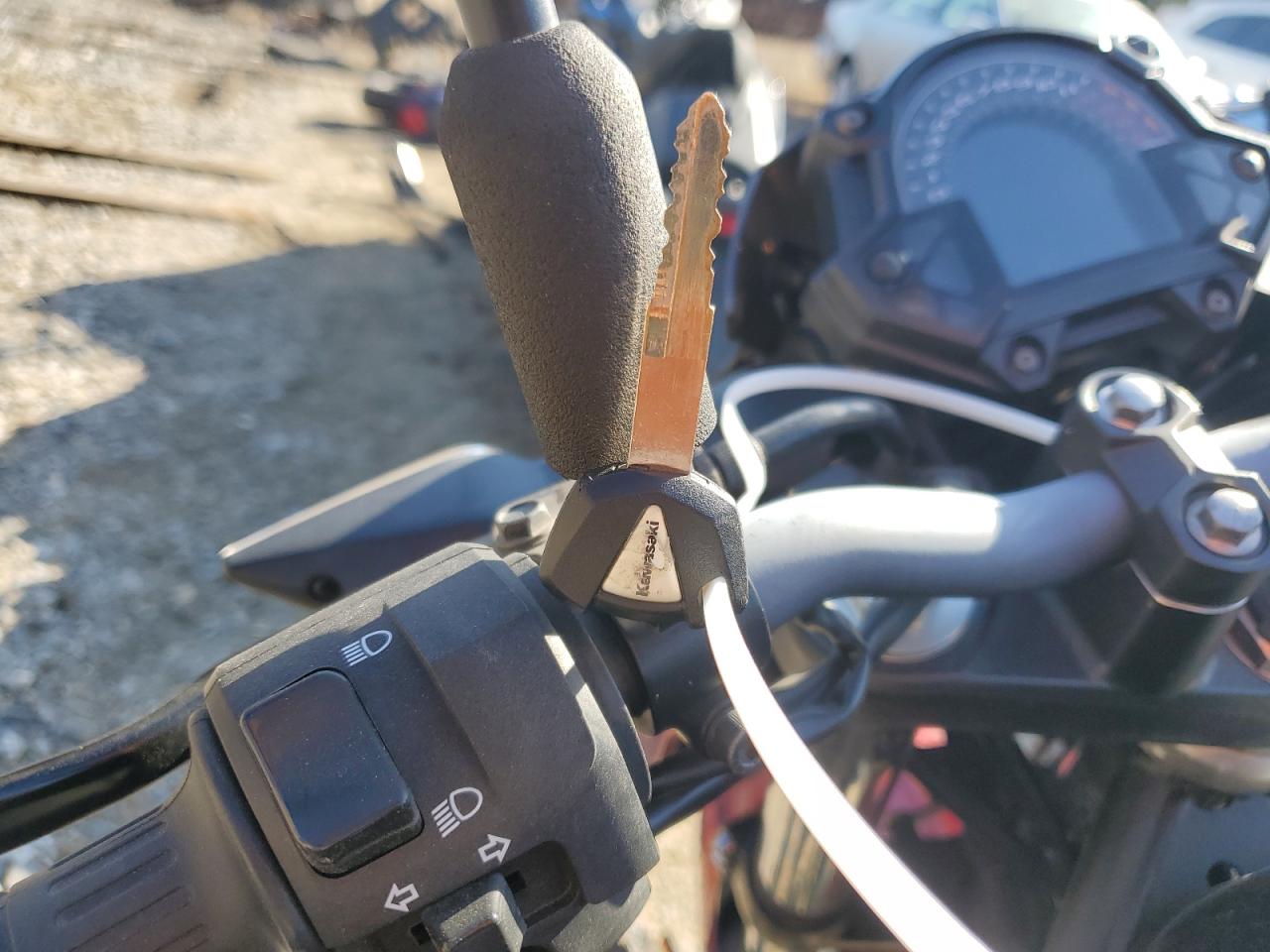 2021 Kawasaki Er400 D VIN: JKAERKD13MDAC2348 Lot: 49238985