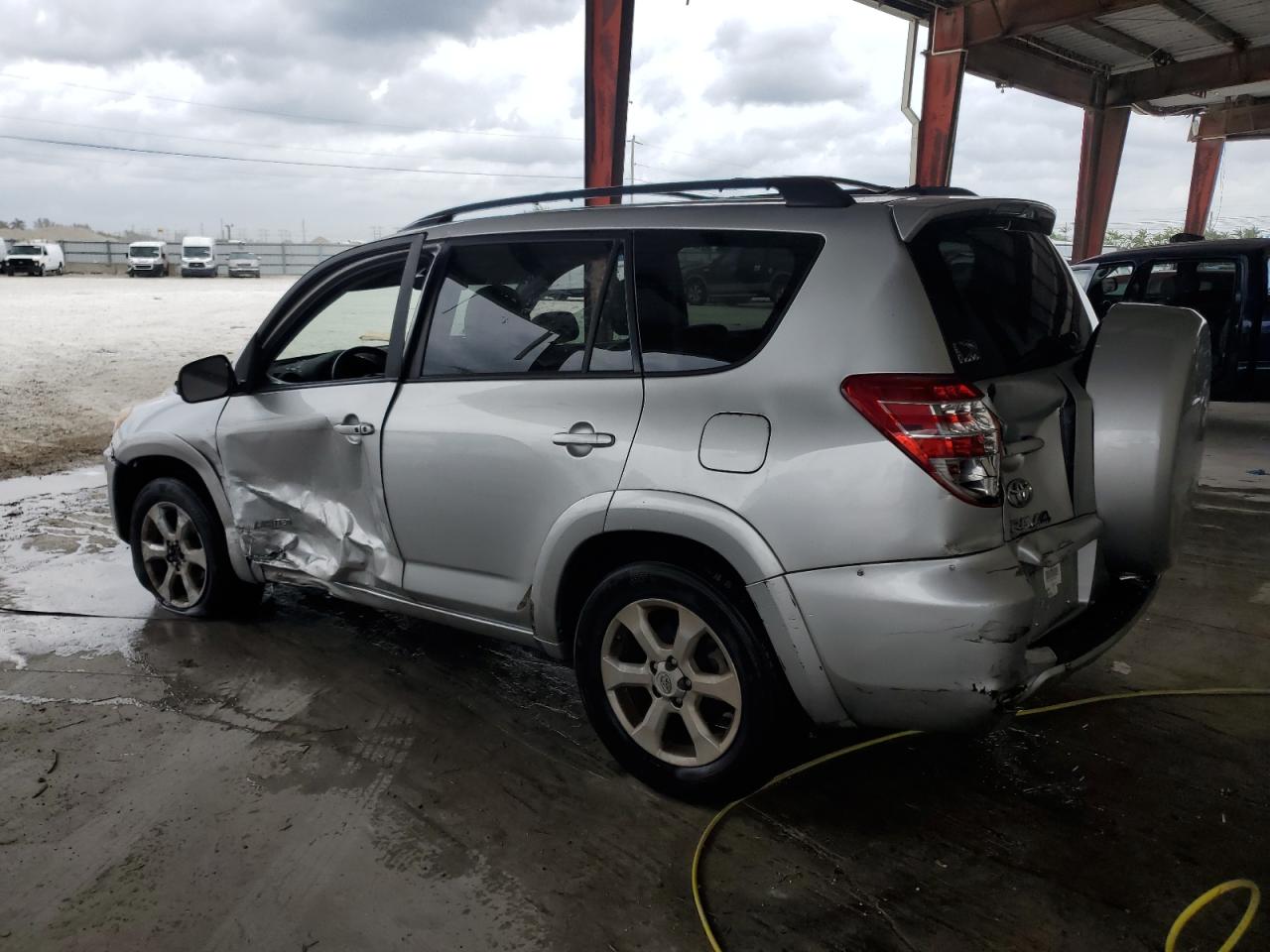 2011 Toyota Rav4 Limited VIN: 2T3YF4DV2BW057555 Lot: 48472375