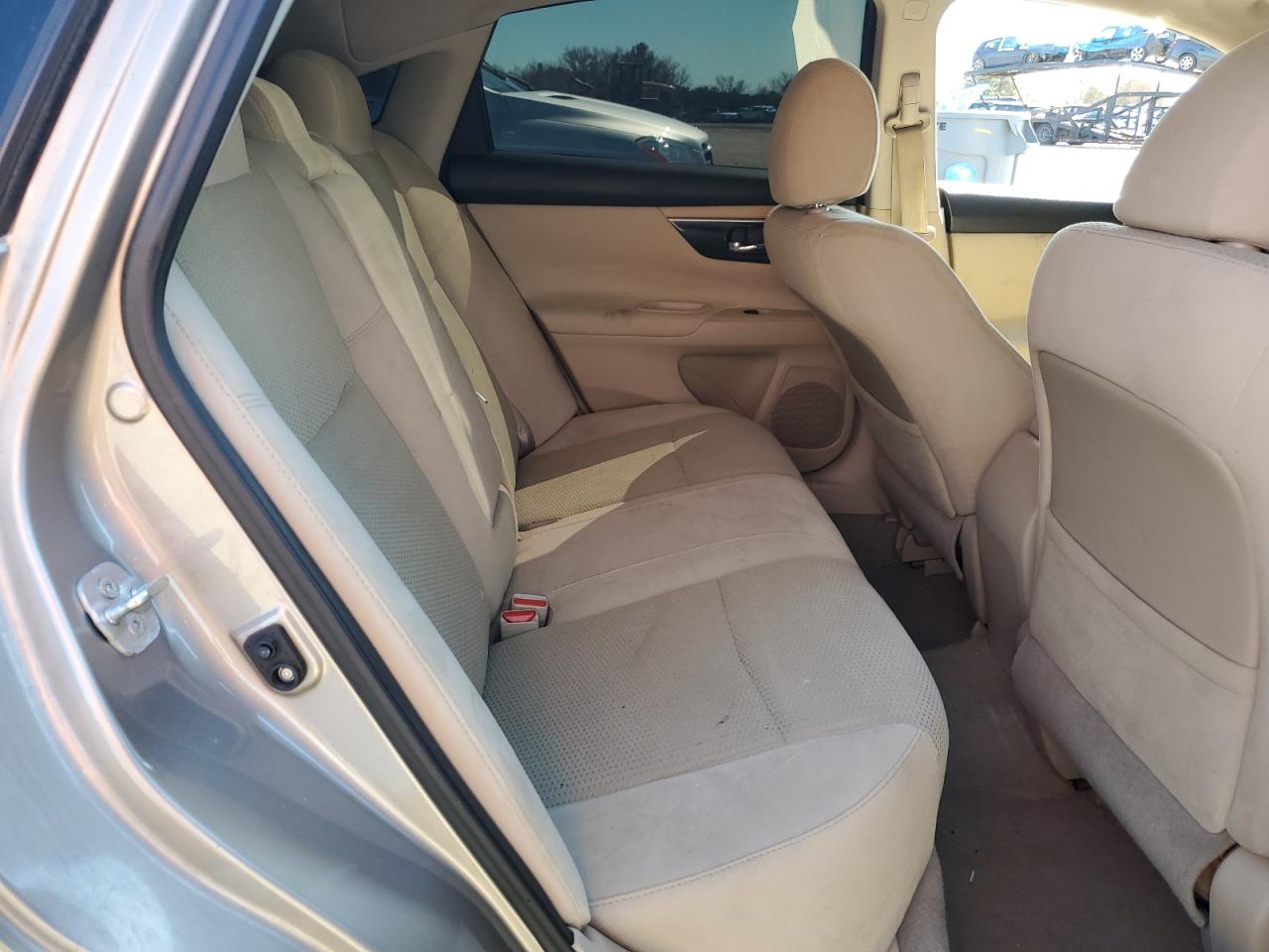 2014 Nissan Altima - Image 10