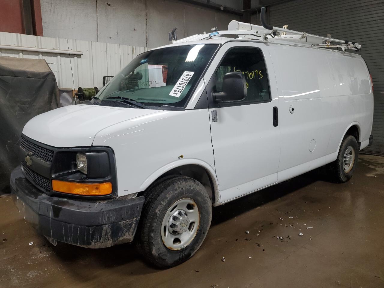 2013 Chevrolet Express G2500 for Sale in Elgin, IL - Rear End