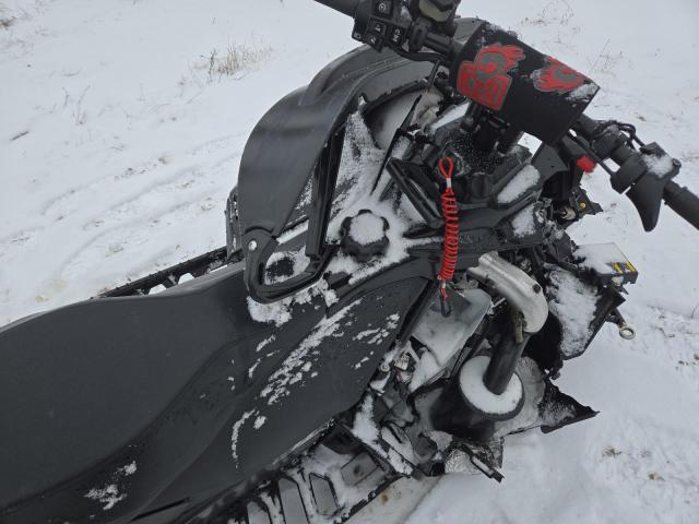 2025 ARCTIC CAT M8