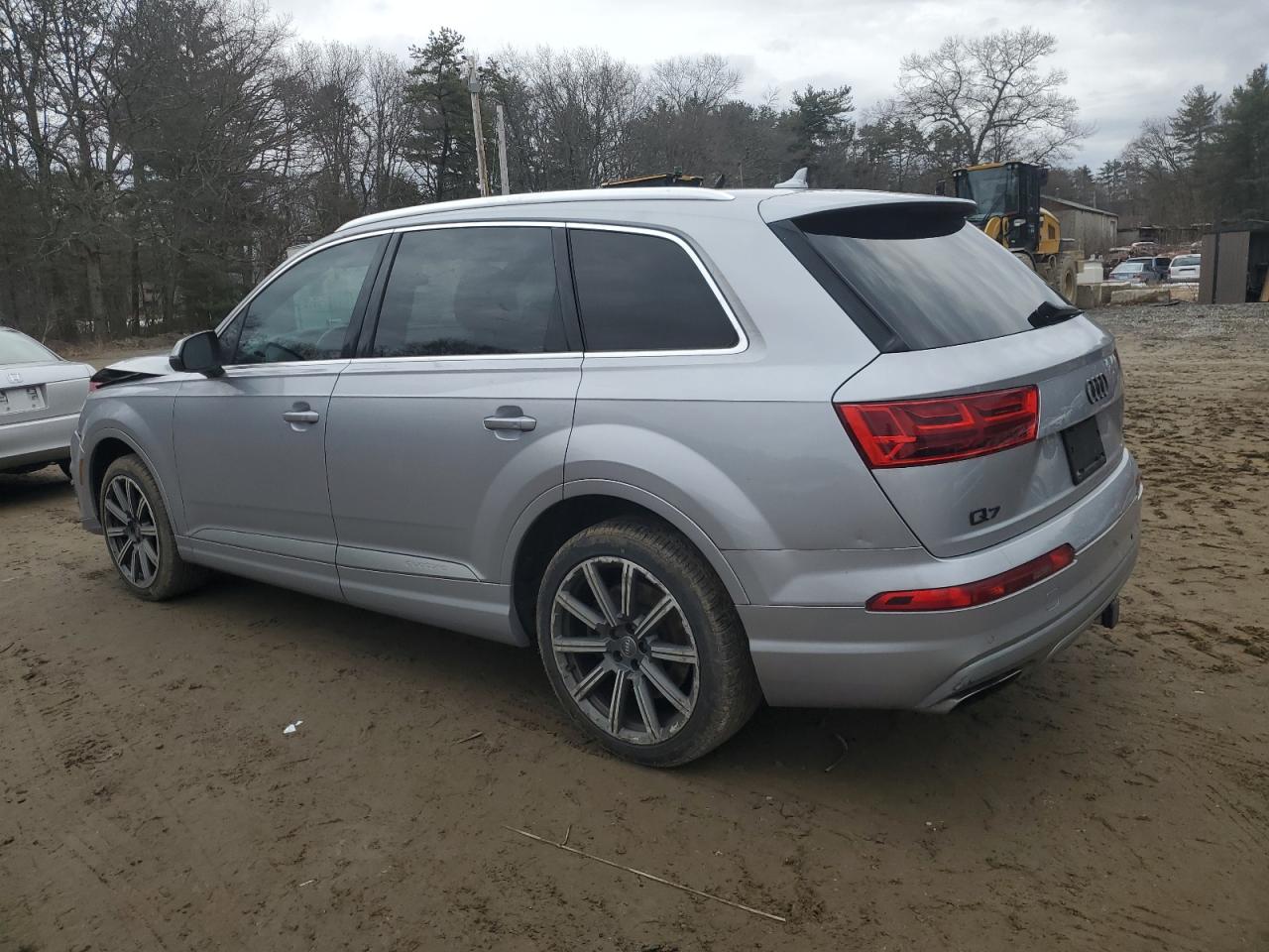 2017 Audi Q7 - Image 2
