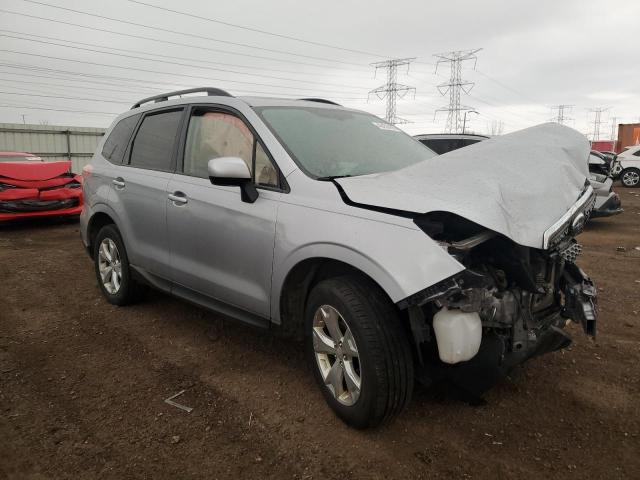  SUBARU FORESTER 2015 Серебристый