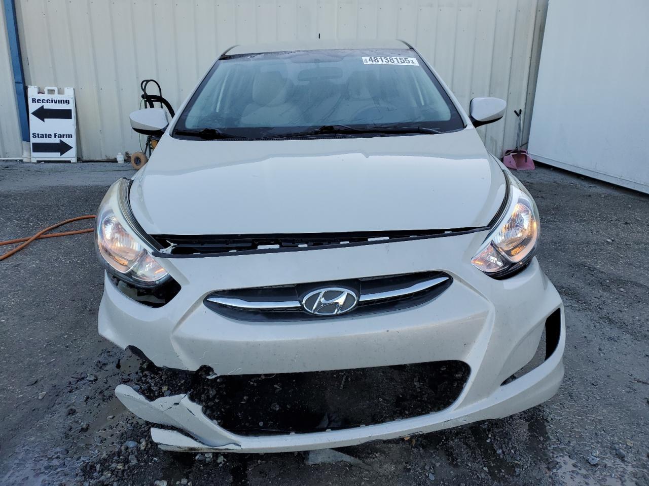 2015 Hyundai Accent - Image 5