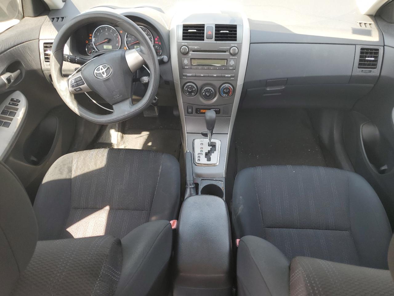 2011 Toyota Corolla - Image 8