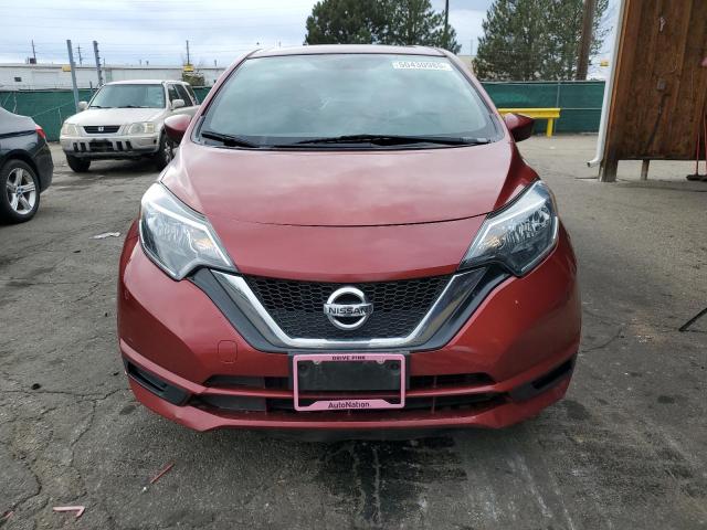  NISSAN VERSA 2017 Czerwony