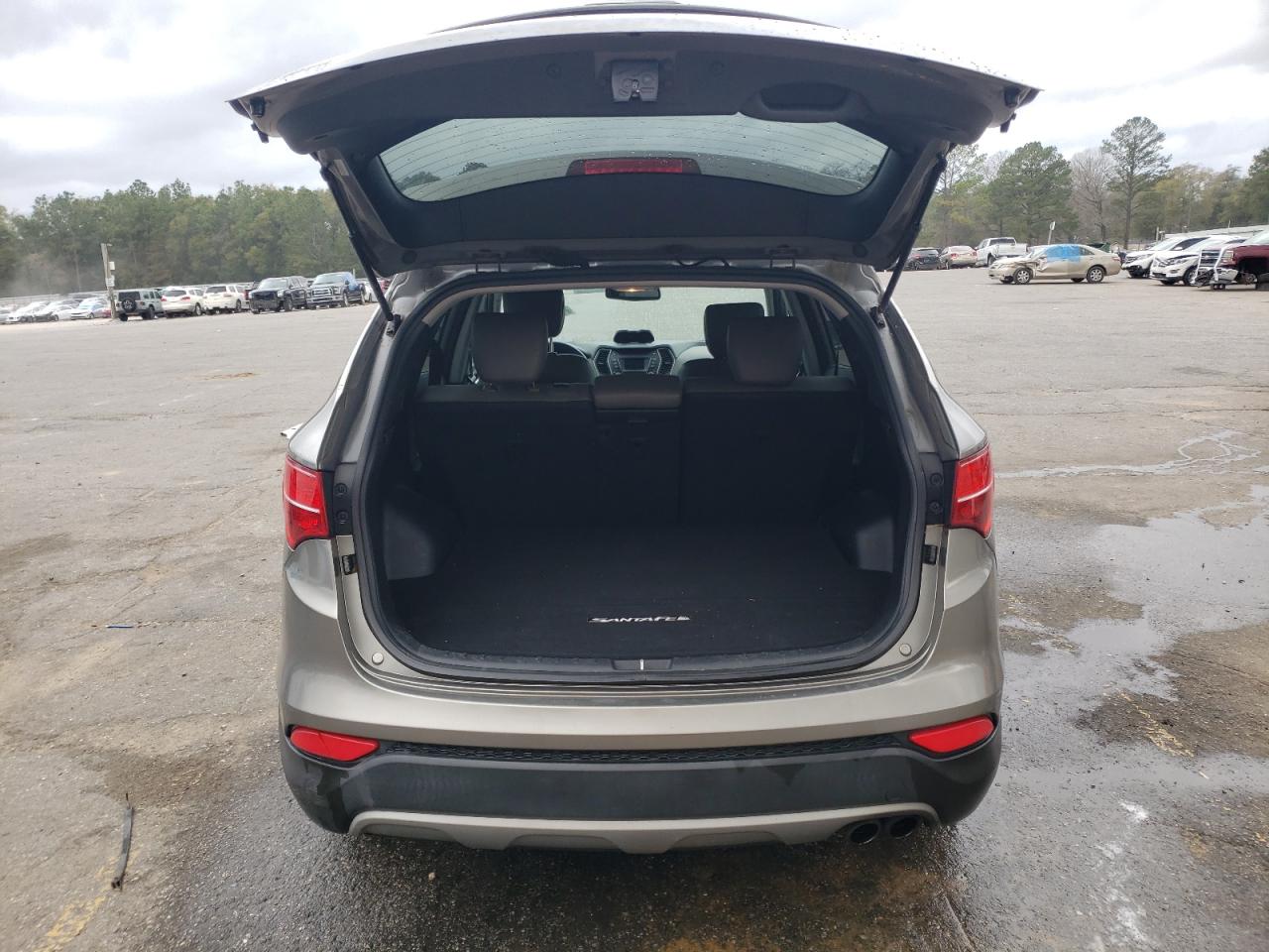 2013 Hyundai Santa Fe - Image 6