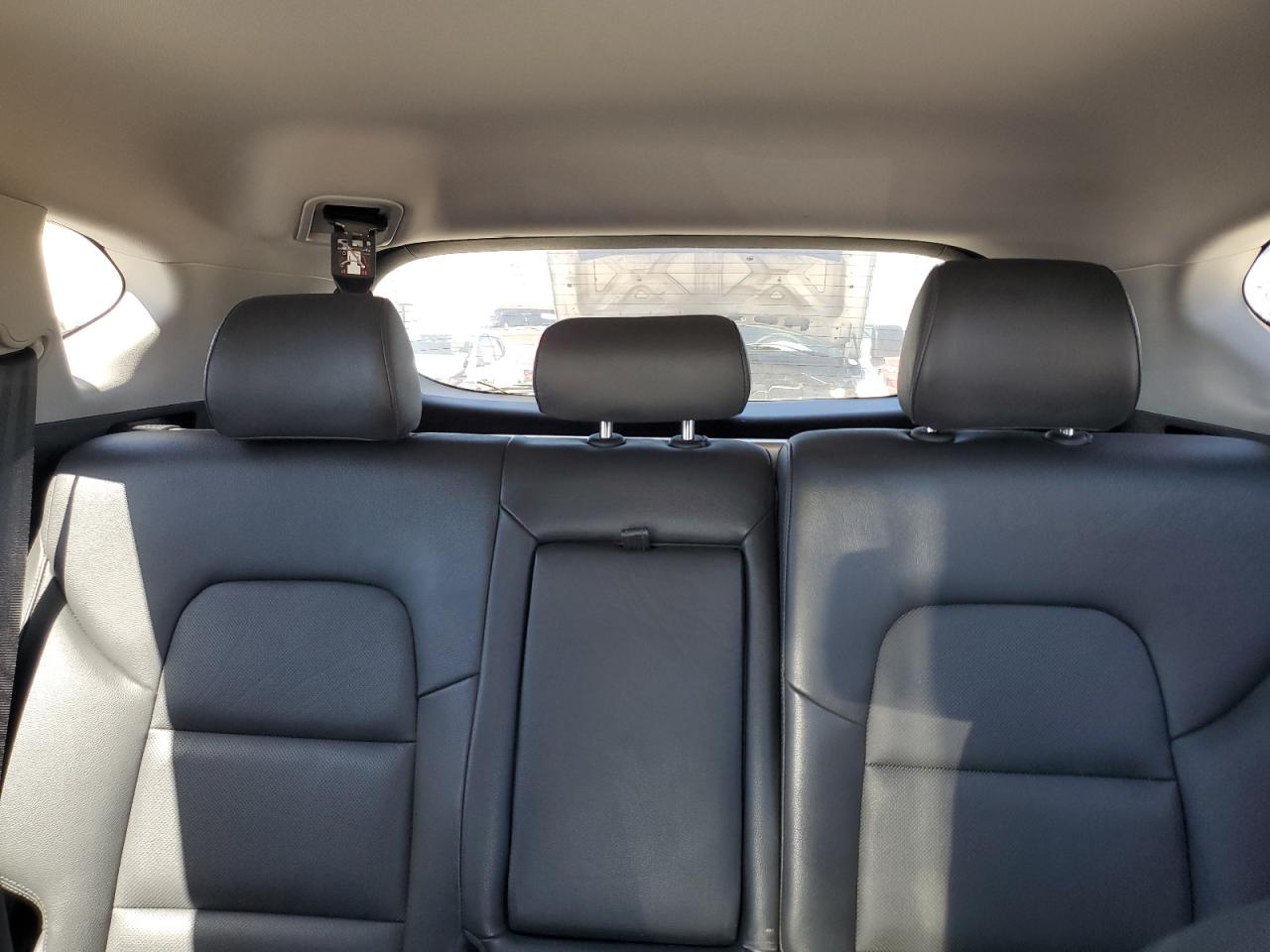 2017 Hyundai Tucson - Image 10