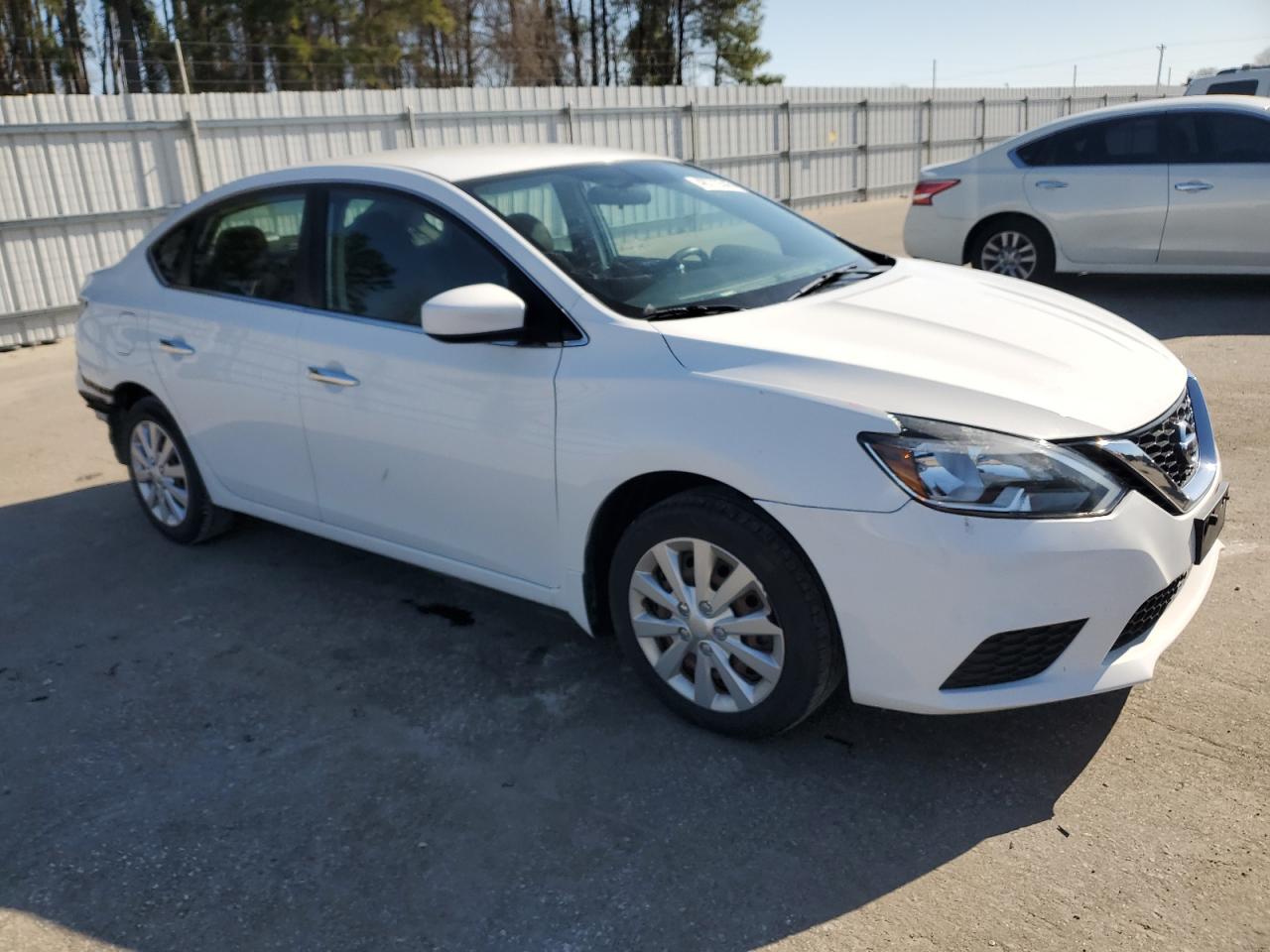 2019 Nissan Sentra - Image 4