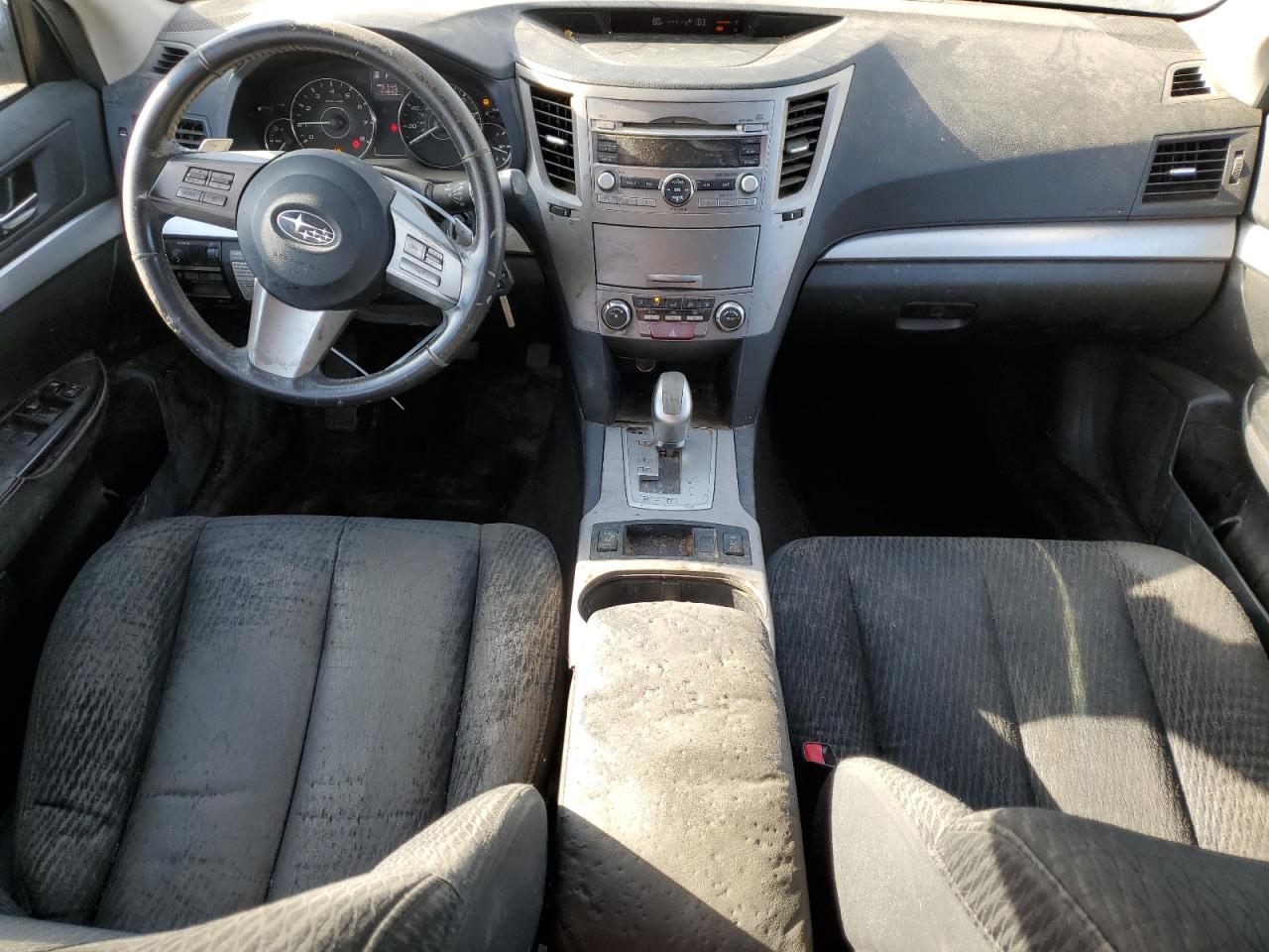 2011 Subaru Outback - Image 8